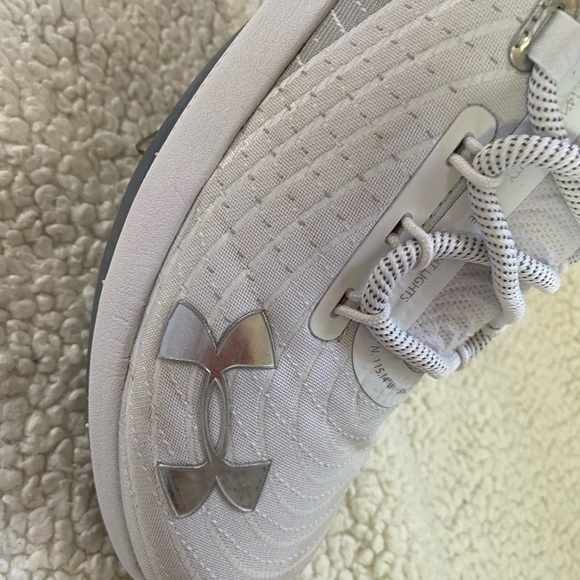 COPY - Under Armor  cleats - Picture 8 of 9